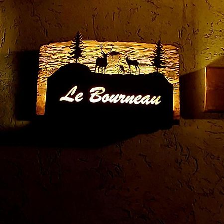 Appartamento Le Bourneau Aosta Bagian luar foto