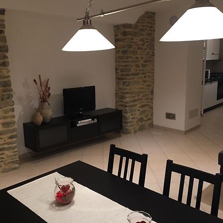 Appartamento Le Bourneau Aosta Bagian luar foto