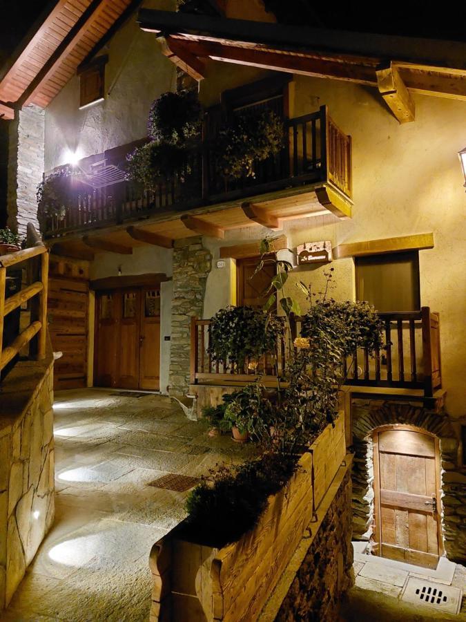 Appartamento Le Bourneau Aosta Bagian luar foto